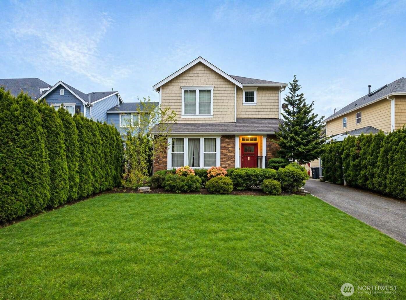 17252 NE 119th Way , Redmond, WA 98052