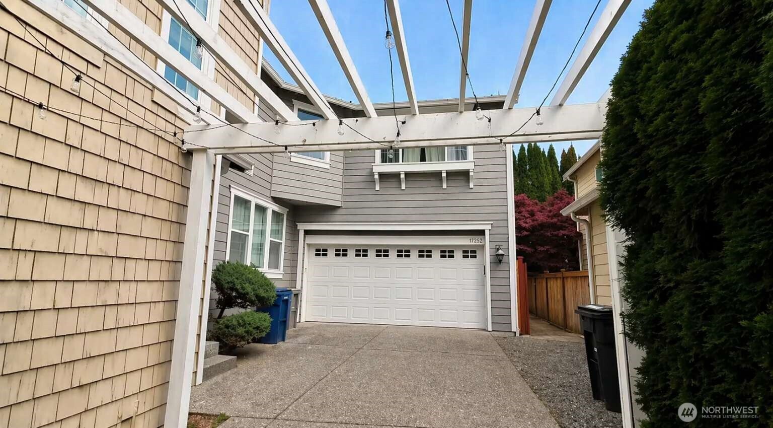17252 NE 119th Way , Redmond, WA 98052