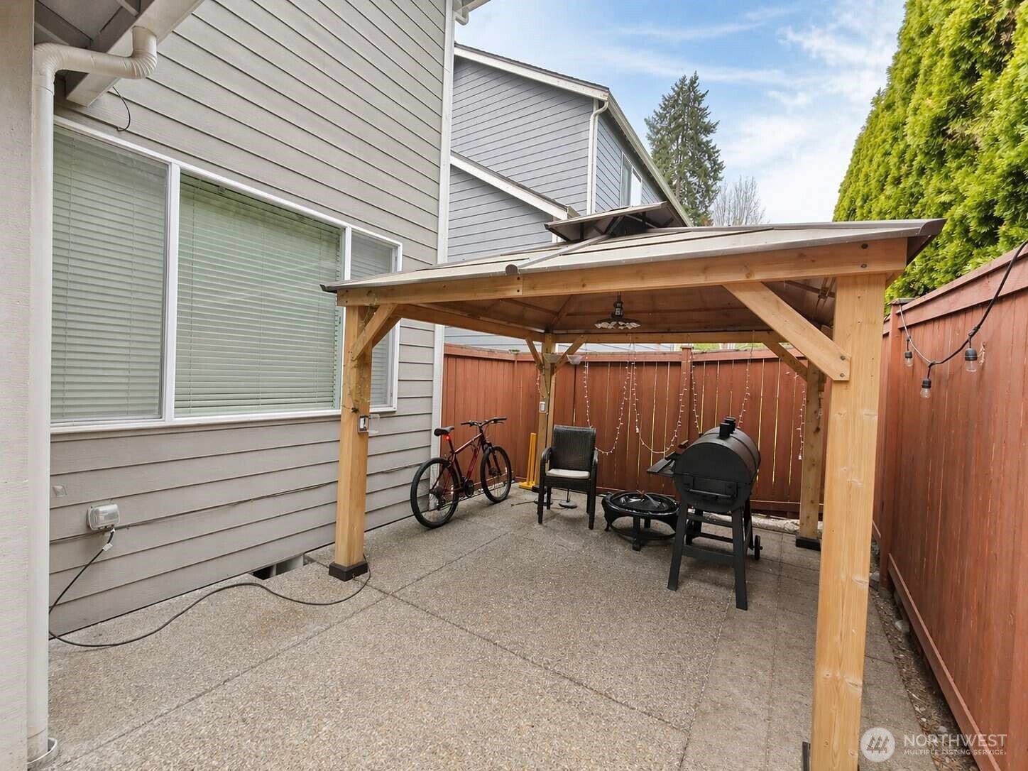 17252 NE 119th Way , Redmond, WA 98052