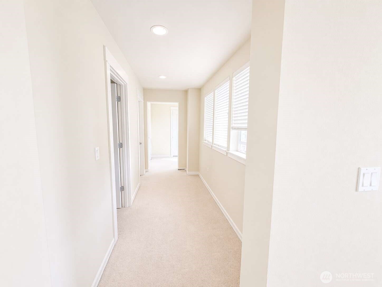 17252 NE 119th Way , Redmond, WA 98052