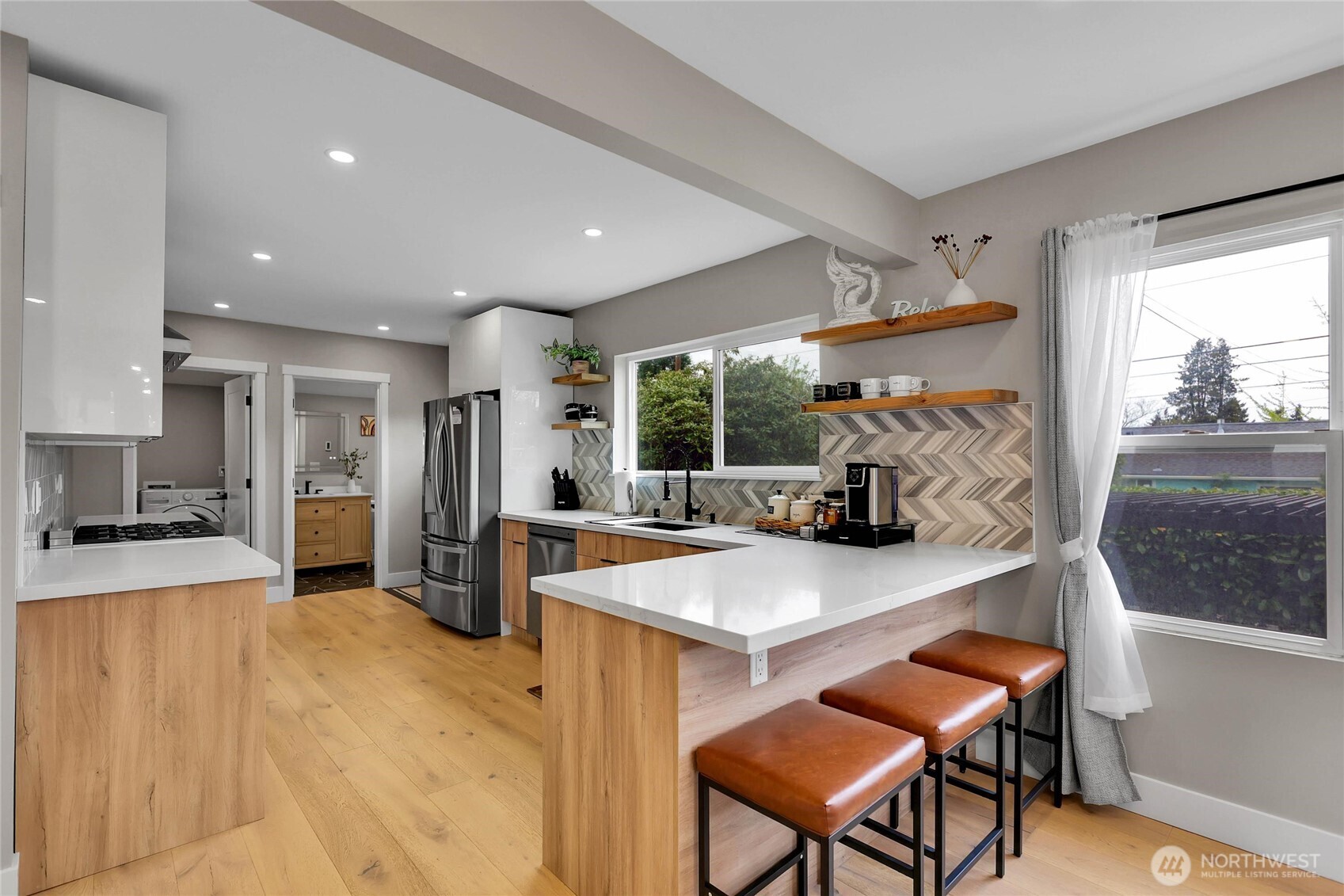 7901 16th Avenue SW, Seattle, WA 98106