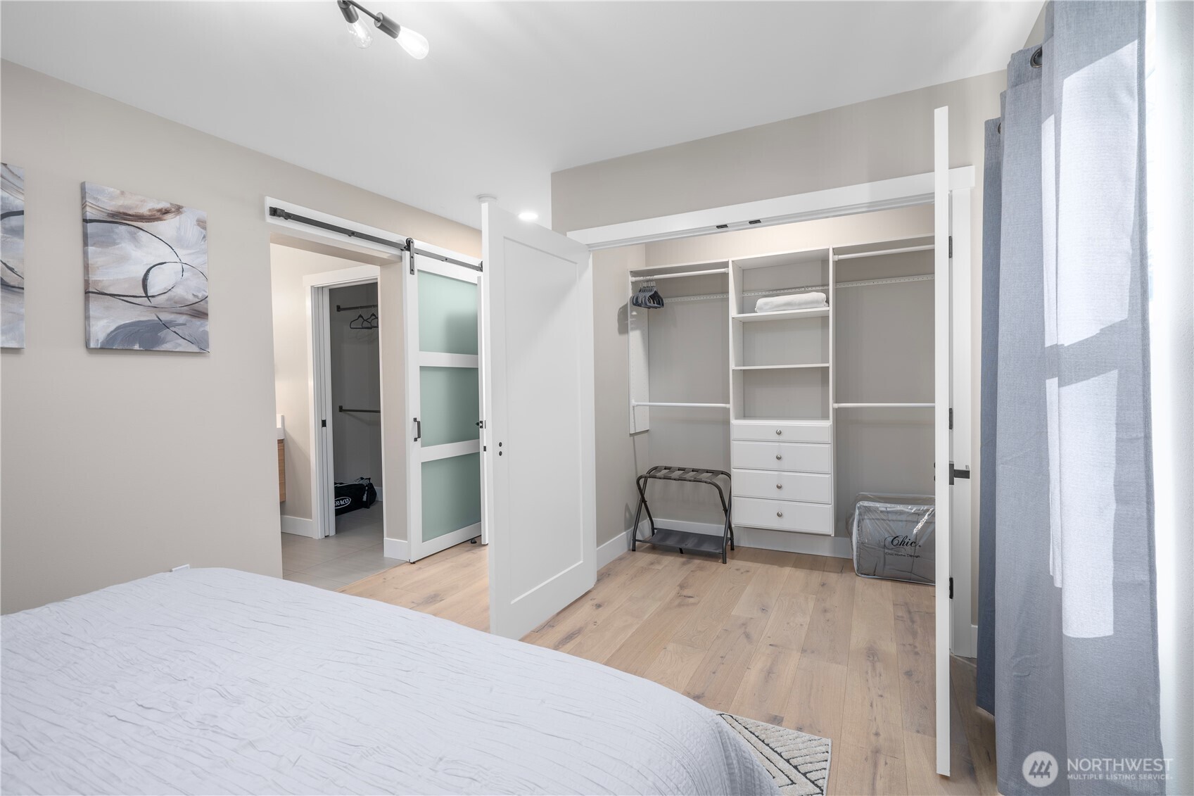 7901 16th Avenue SW, Seattle, WA 98106