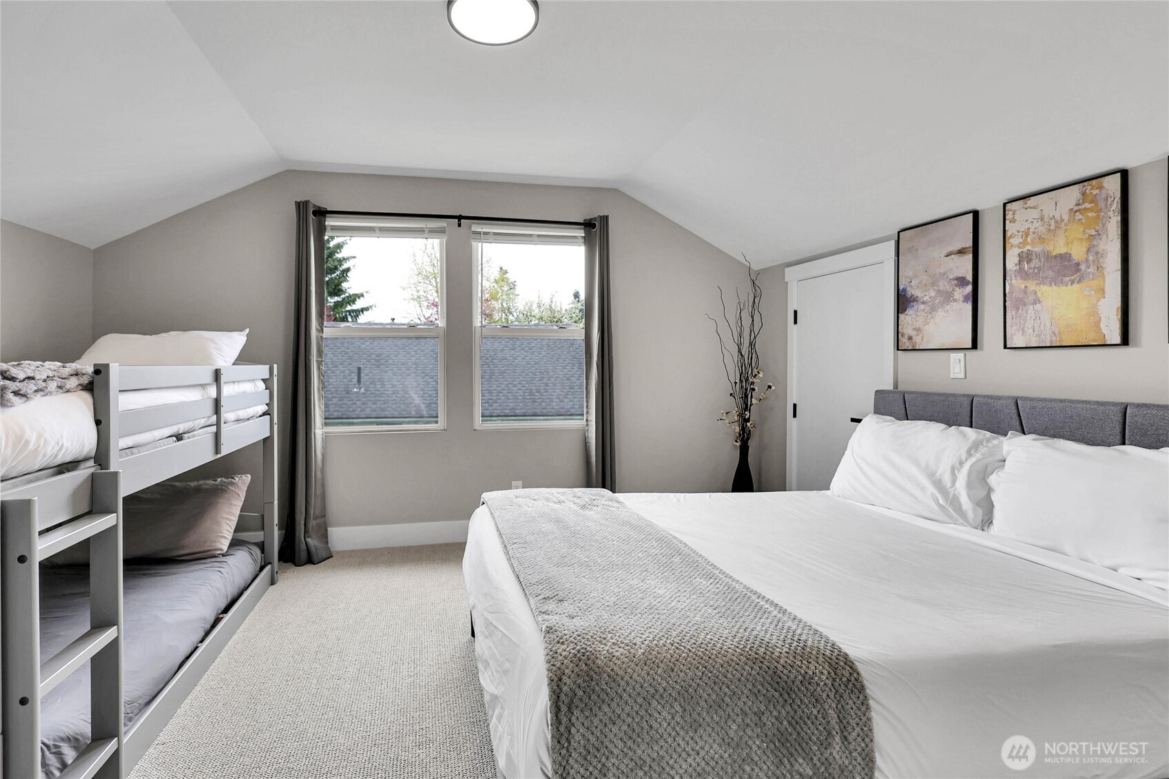 7901 16th Avenue SW, Seattle, WA 98106