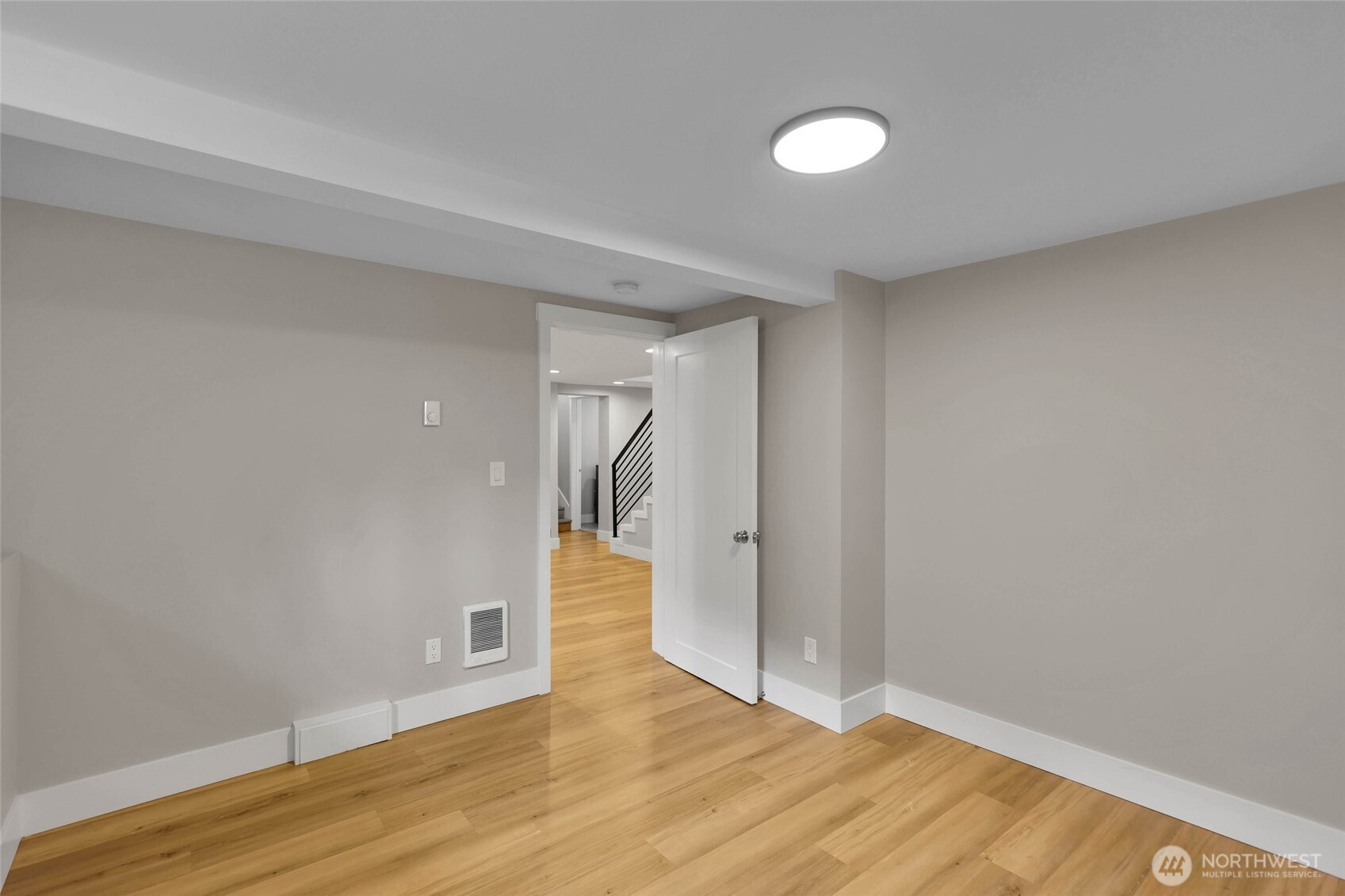 7901 16th Avenue SW, Seattle, WA 98106