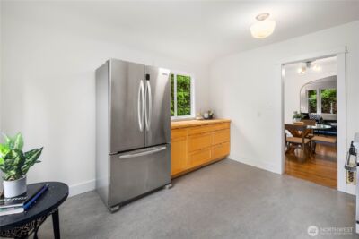 421 N 40th Street , Seattle, WA 98103 - Photo 12