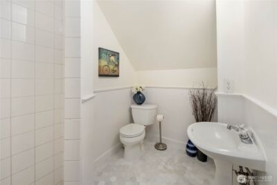 421 N 40th Street , Seattle, WA 98103 - Photo 24