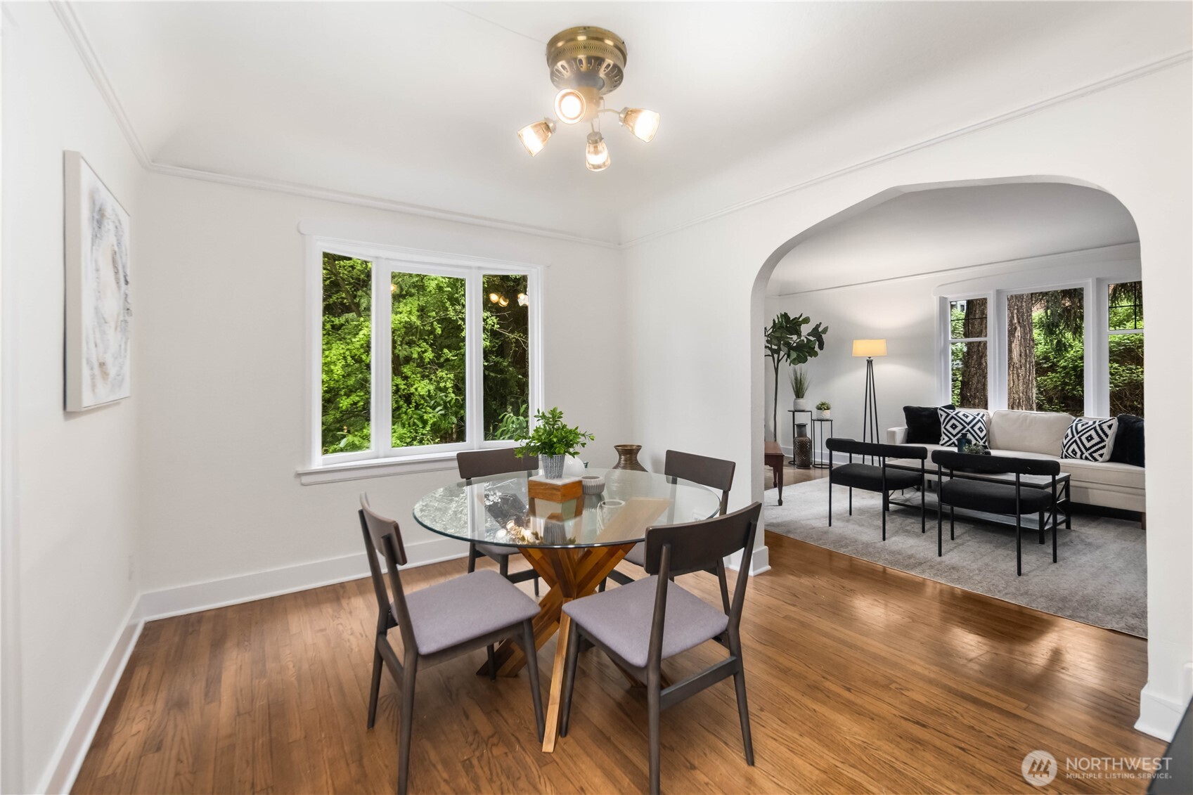 421 N 40th Street , Seattle, WA 98103