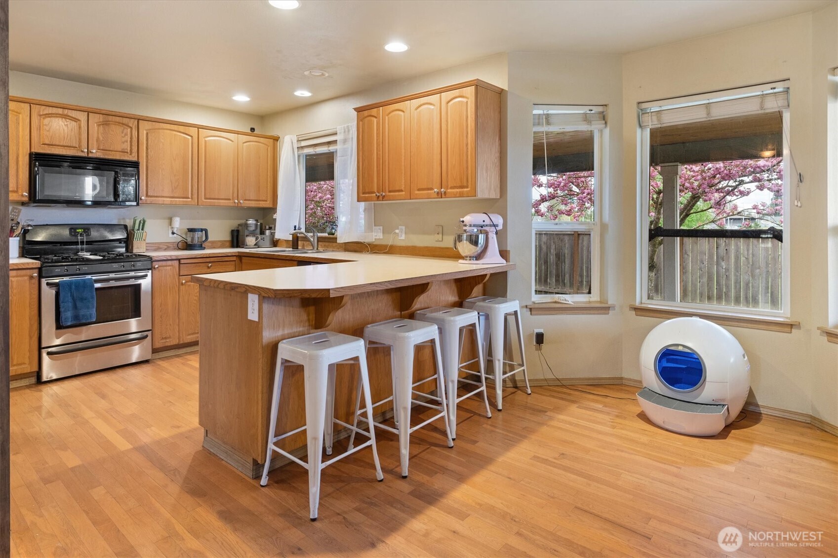 263 Hamilton Court , Buckley, WA 98321