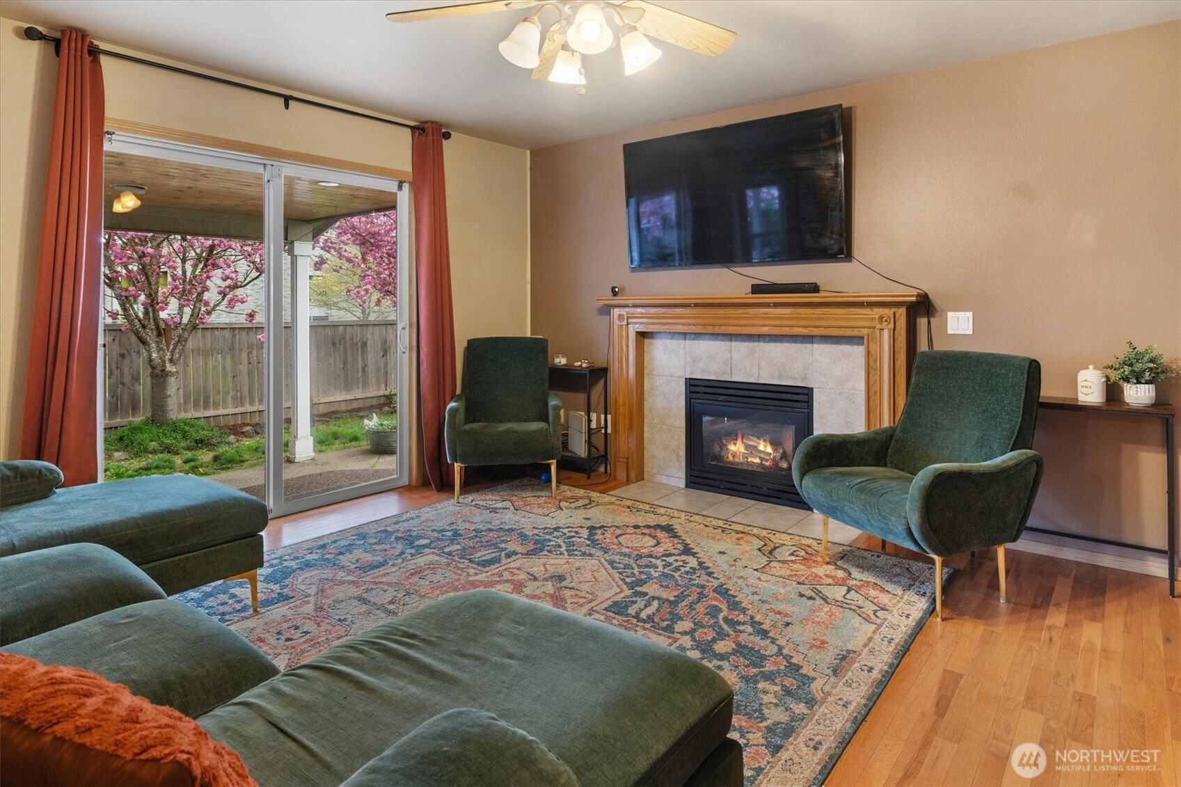 263 Hamilton Court , Buckley, WA 98321