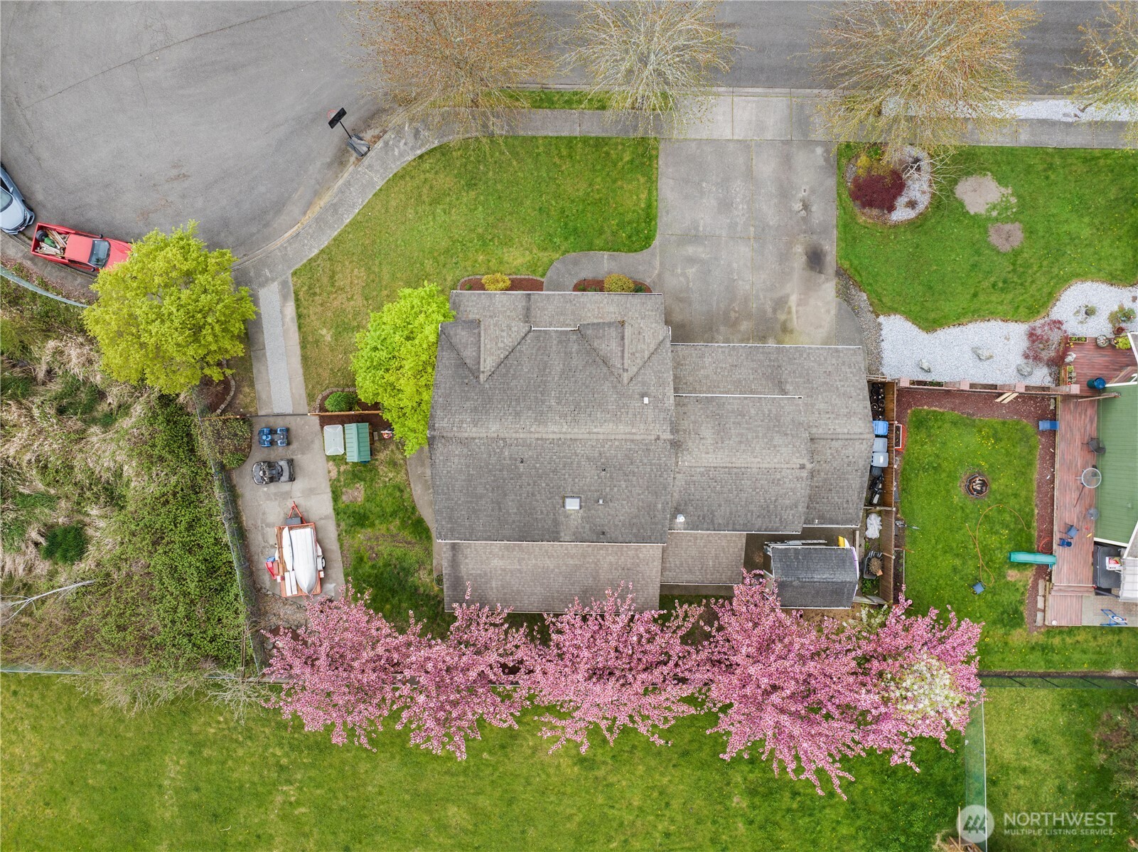 263 Hamilton Court , Buckley, WA 98321