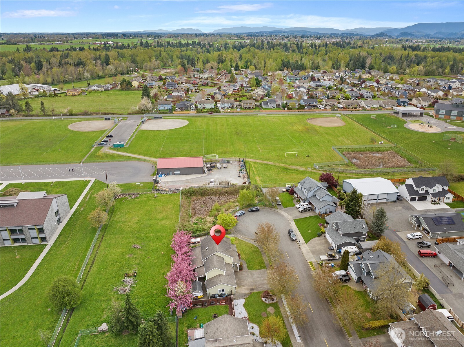 263 Hamilton Court , Buckley, WA 98321