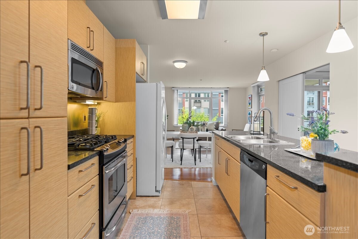 1530 NW Market Street #502, Seattle, WA 98107