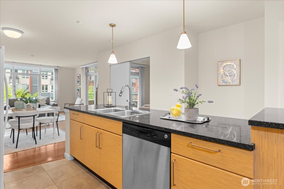 1530 NW Market Street #502, Seattle, WA 98107
