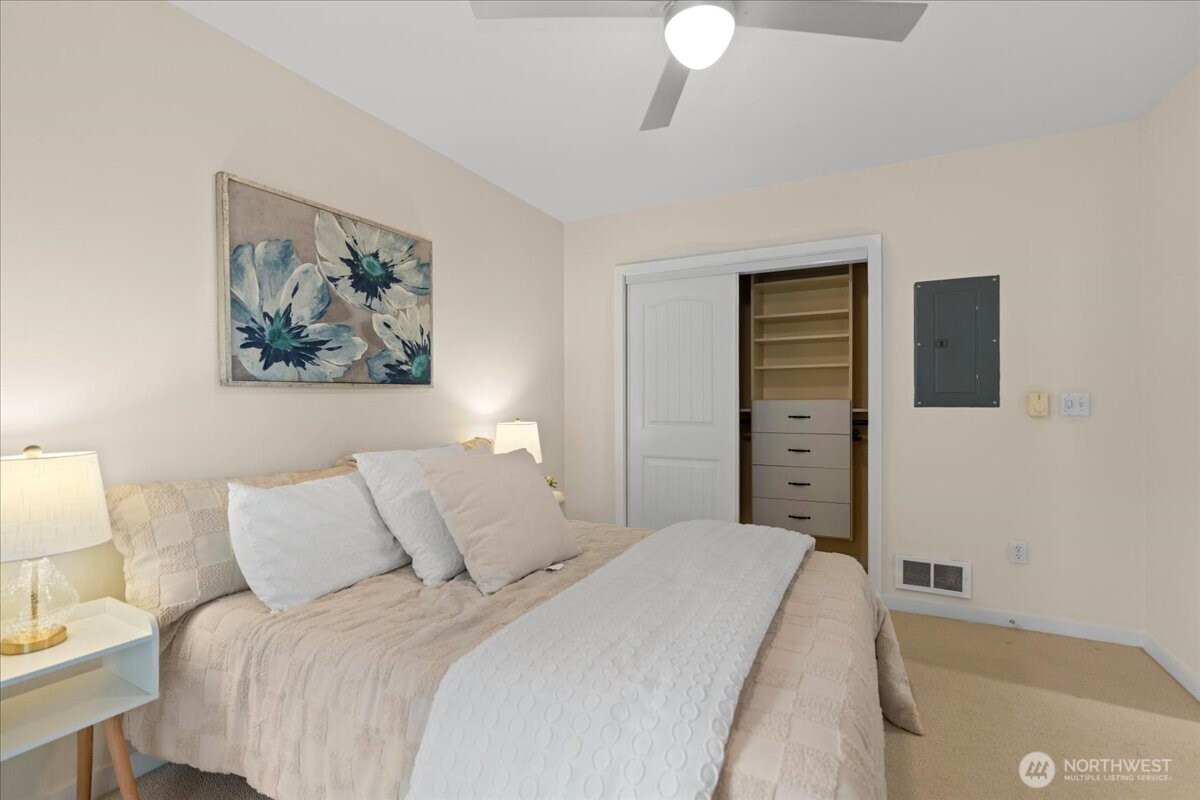 1530 NW Market Street #502, Seattle, WA 98107