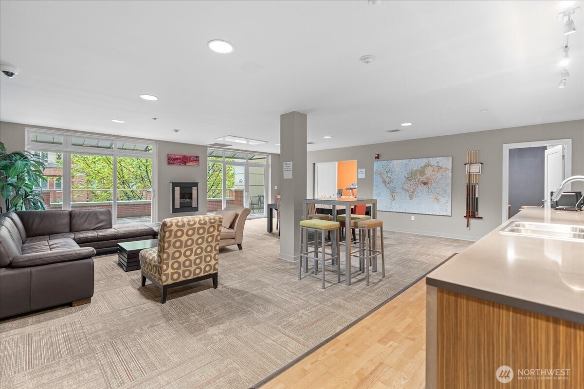1530 NW Market Street #502, Seattle, WA 98107