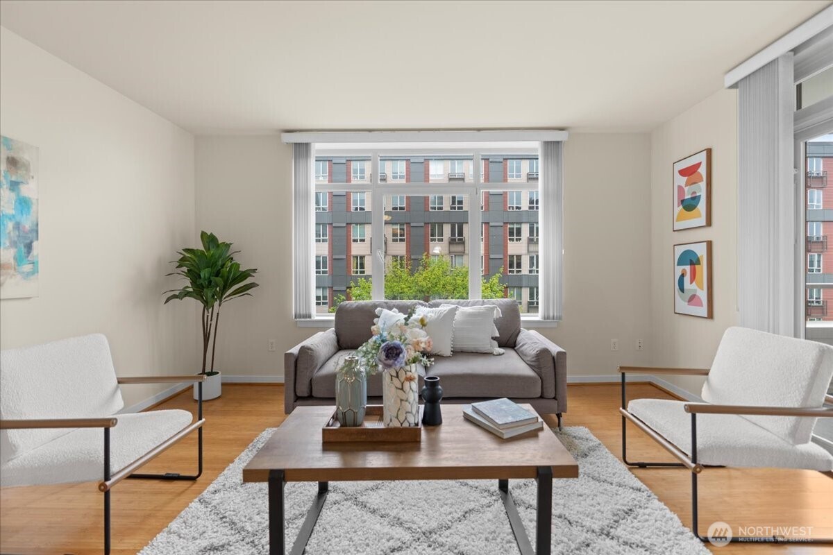 1530 NW Market Street #502, Seattle, WA 98107