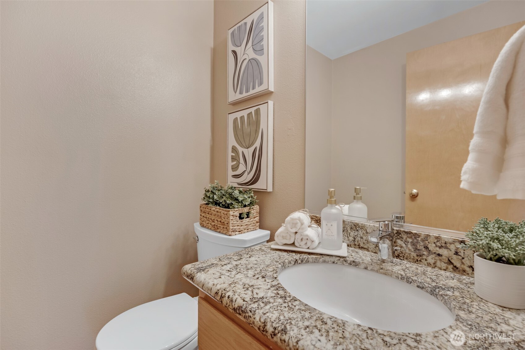 3734 Braeburn Drive NE, Tacoma, WA 98422