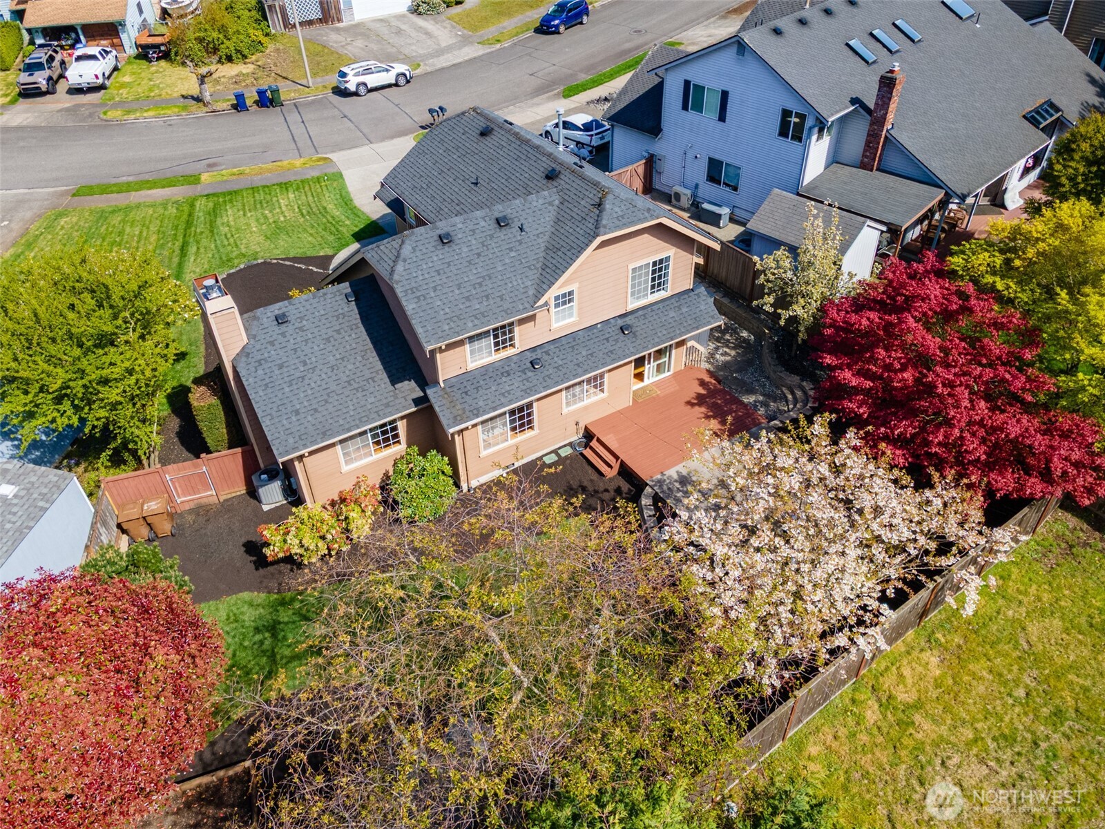 3734 Braeburn Drive NE, Tacoma, WA 98422