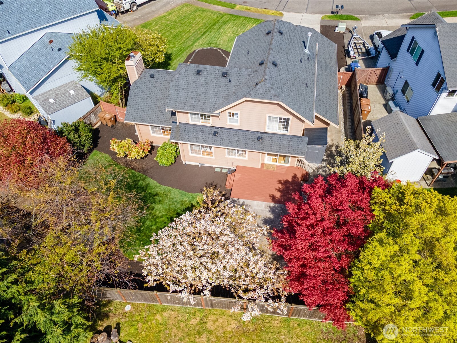 3734 Braeburn Drive NE, Tacoma, WA 98422