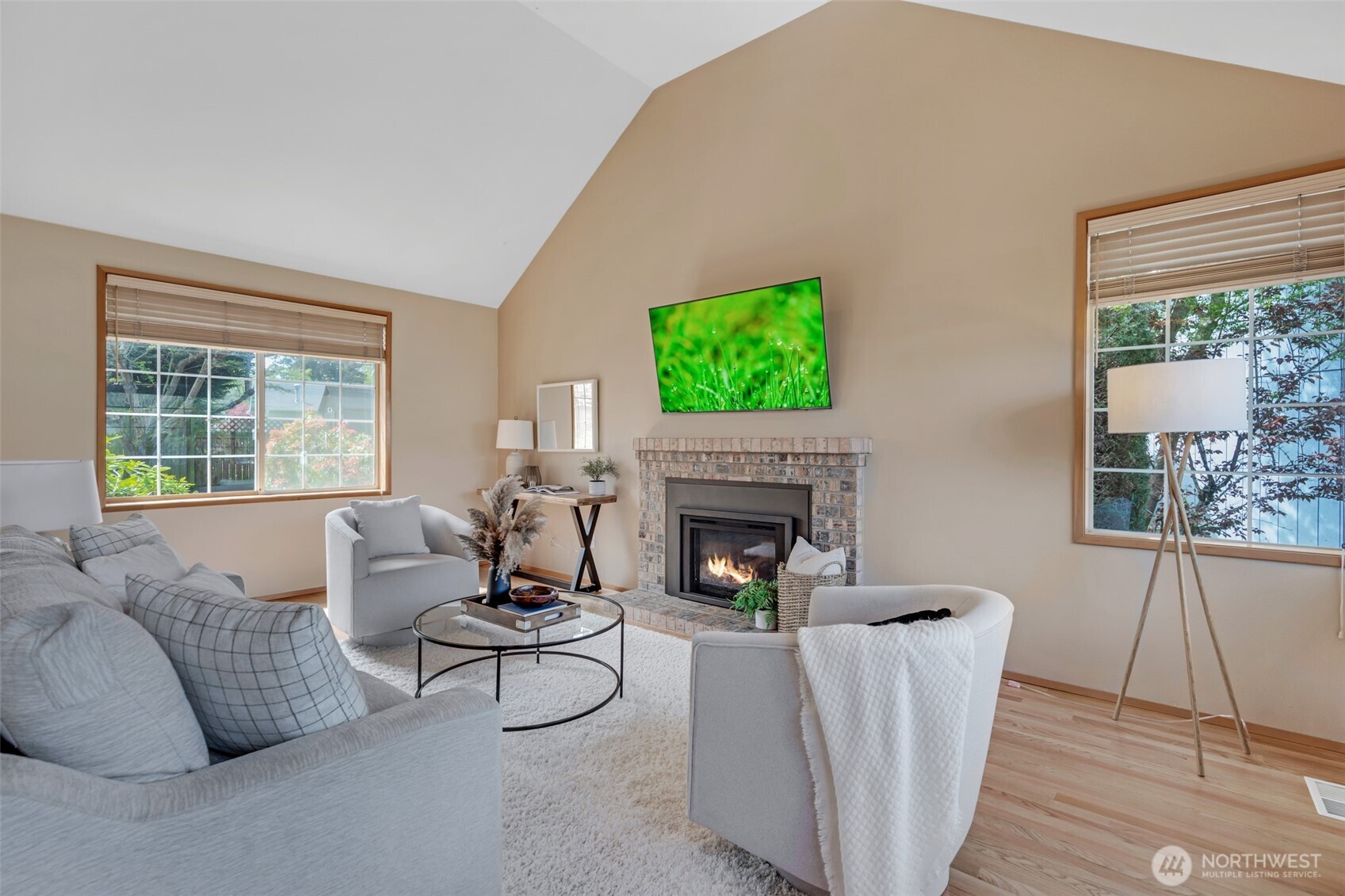 3734 Braeburn Drive NE, Tacoma, WA 98422