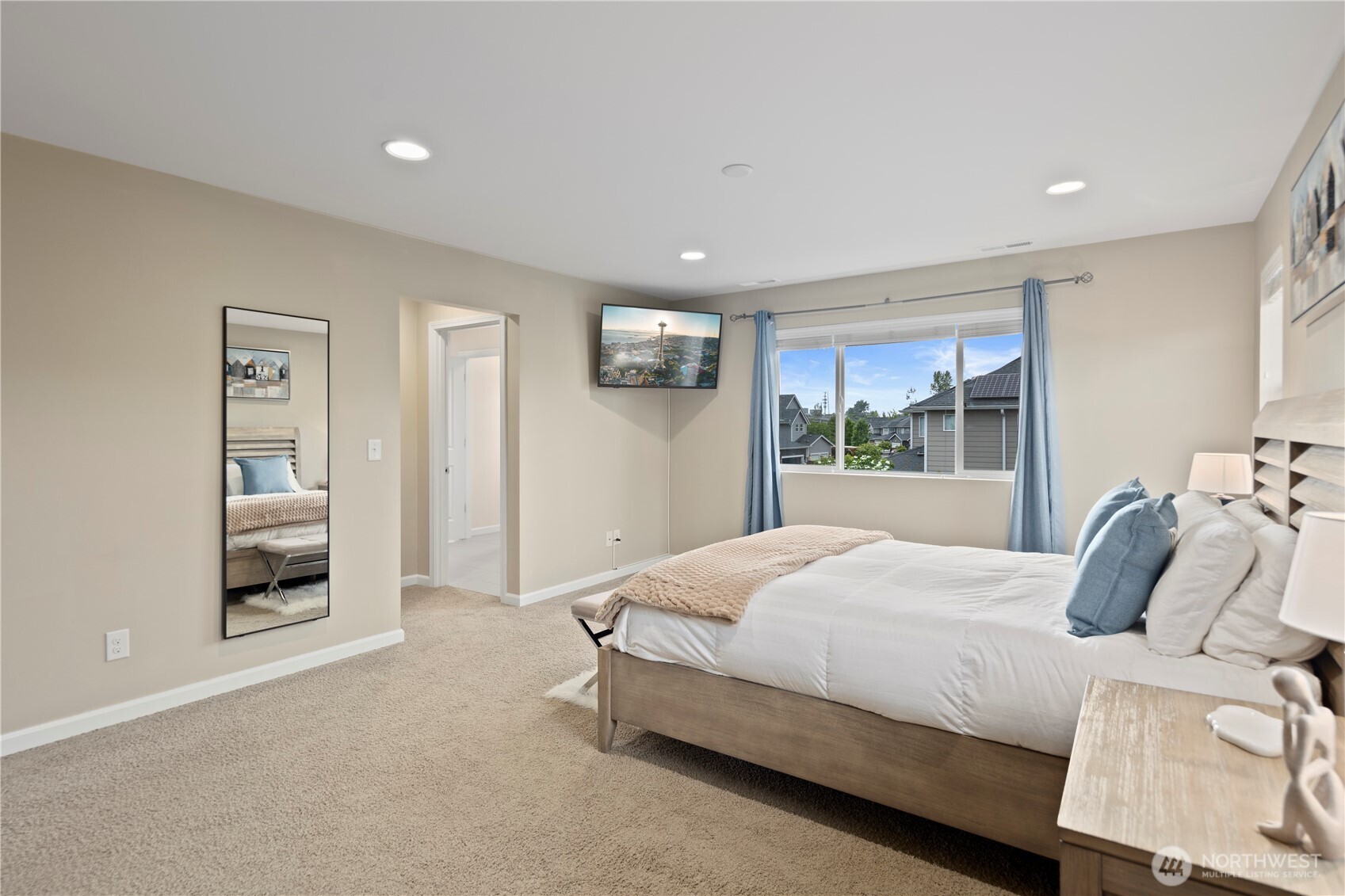 4422 Riverfront Boulevard , Everett, WA 98203