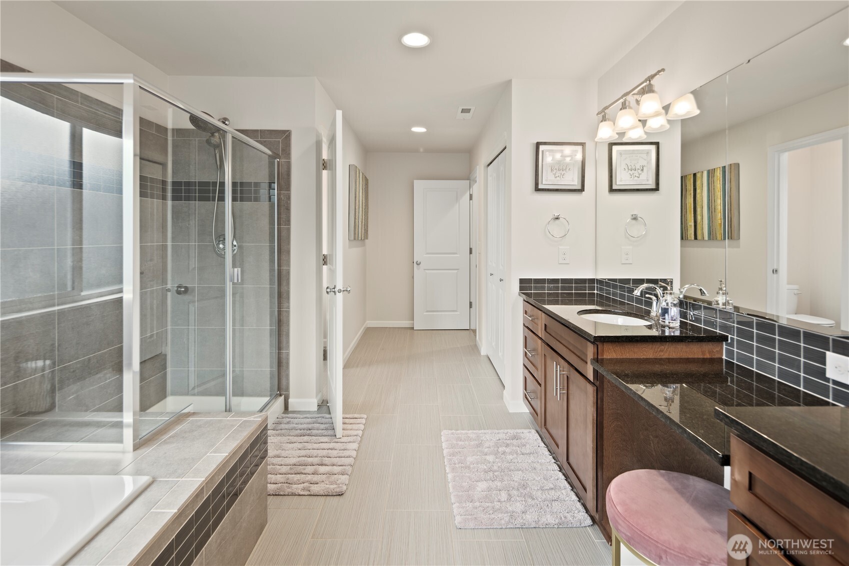 4422 Riverfront Boulevard , Everett, WA 98203