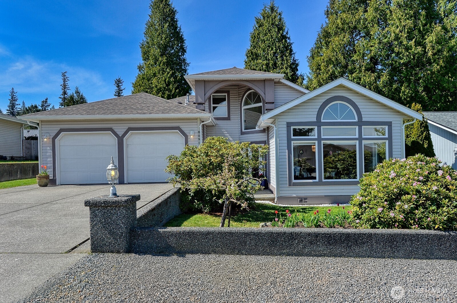 8091 Kispiox Road , Blaine, WA 98230