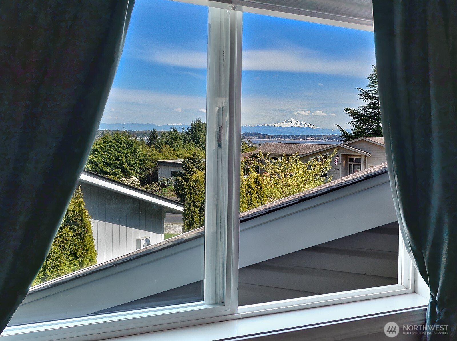 8091 Kispiox Road , Blaine, WA 98230