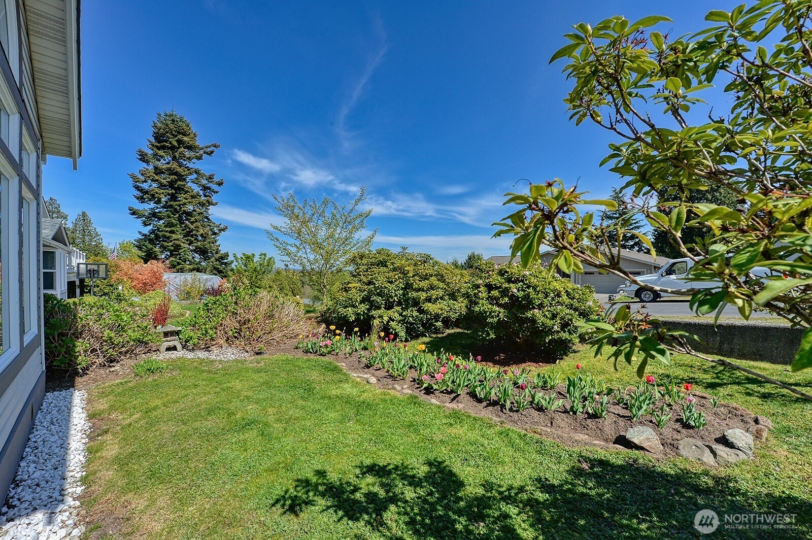 8091 Kispiox Road , Blaine, WA 98230