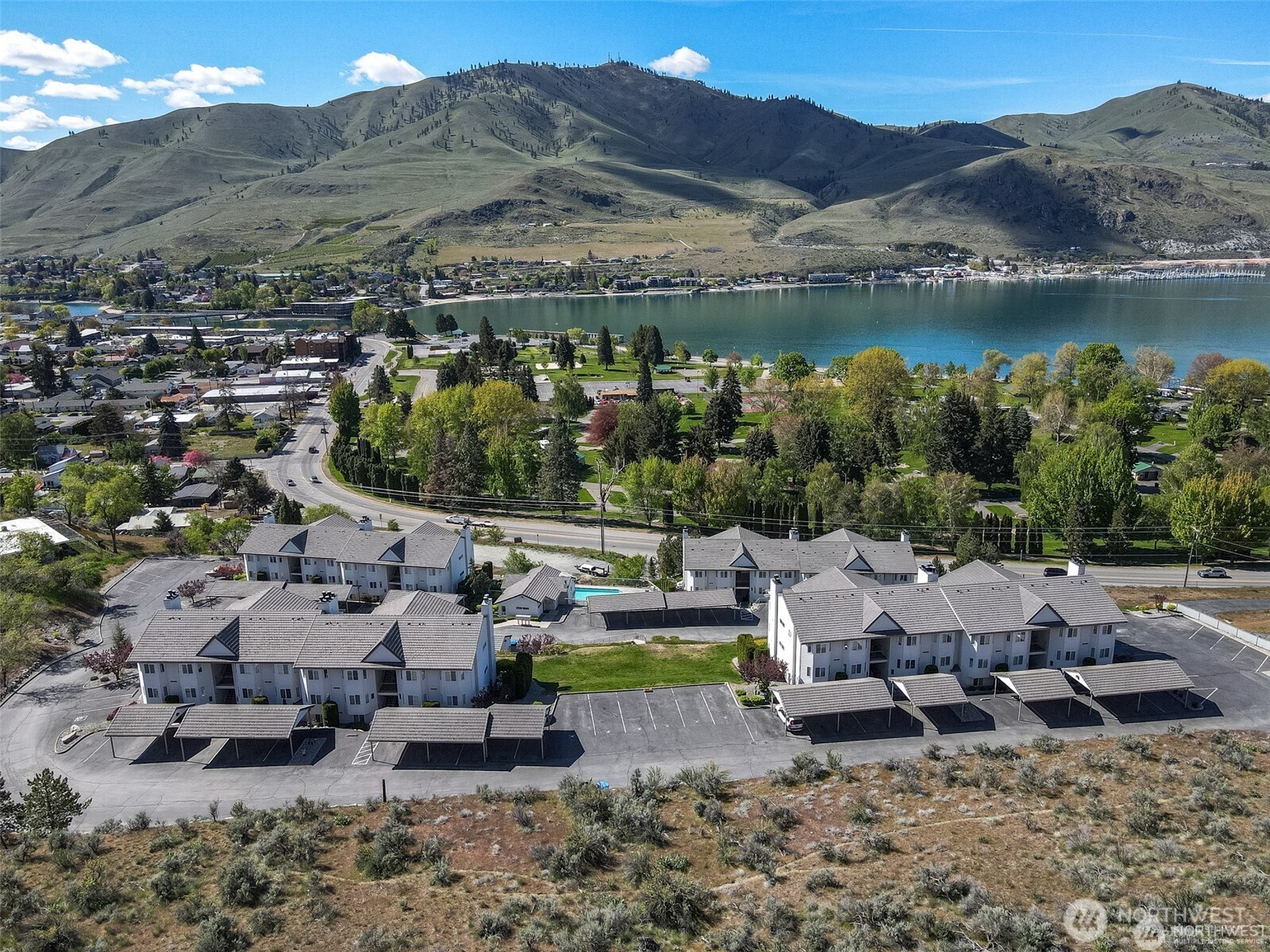 808 West Manson Highway #D201, Chelan, WA 98816