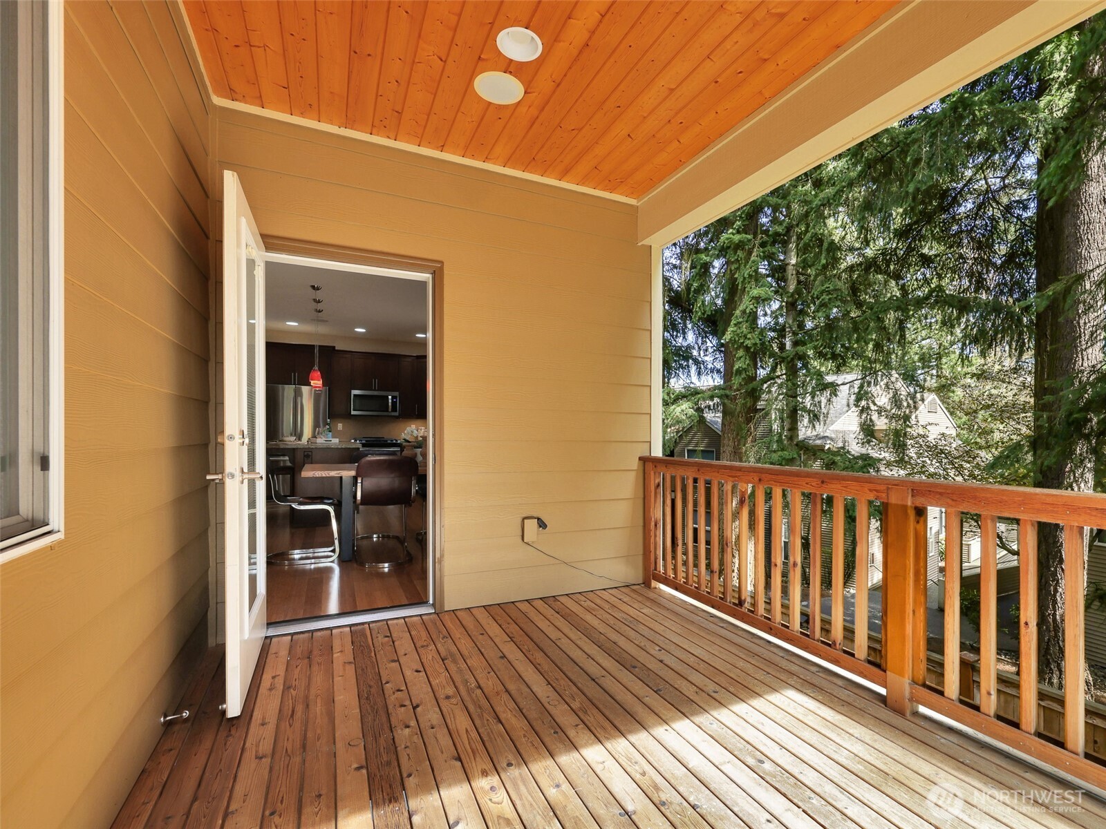 9060 177th Place NE #12, Redmond, WA 98052
