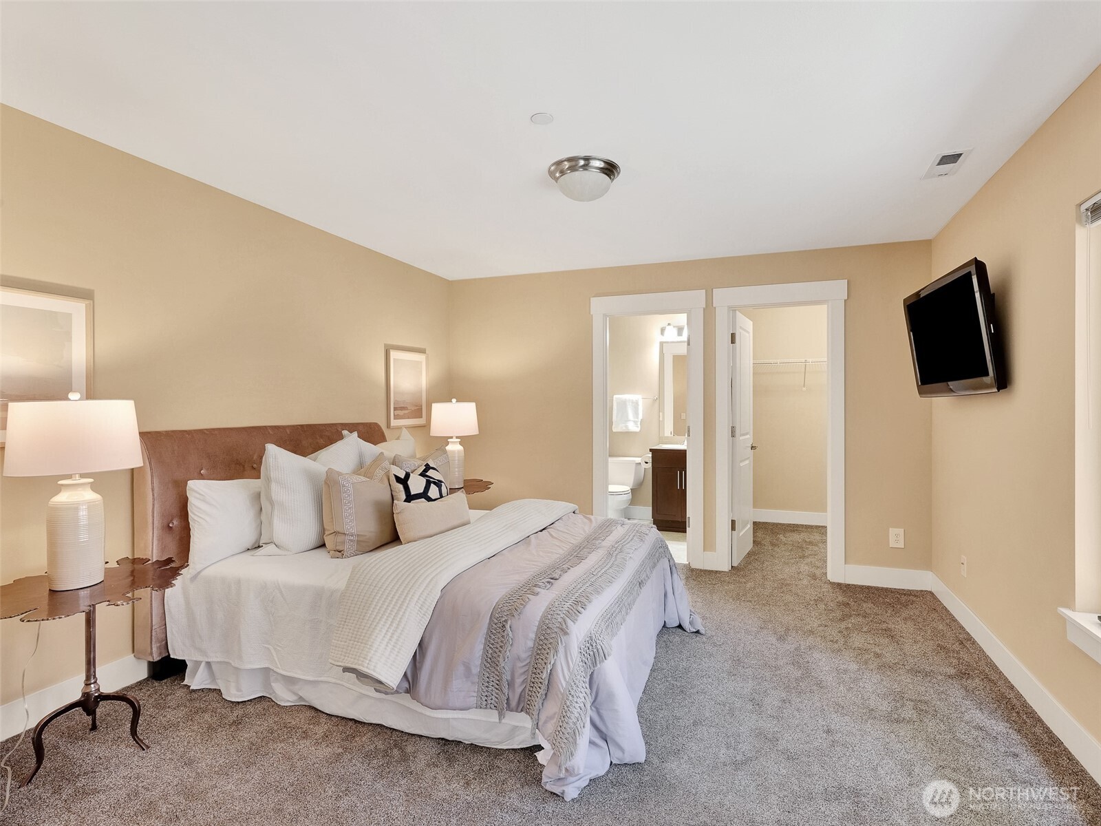 9060 177th Place NE #12, Redmond, WA 98052