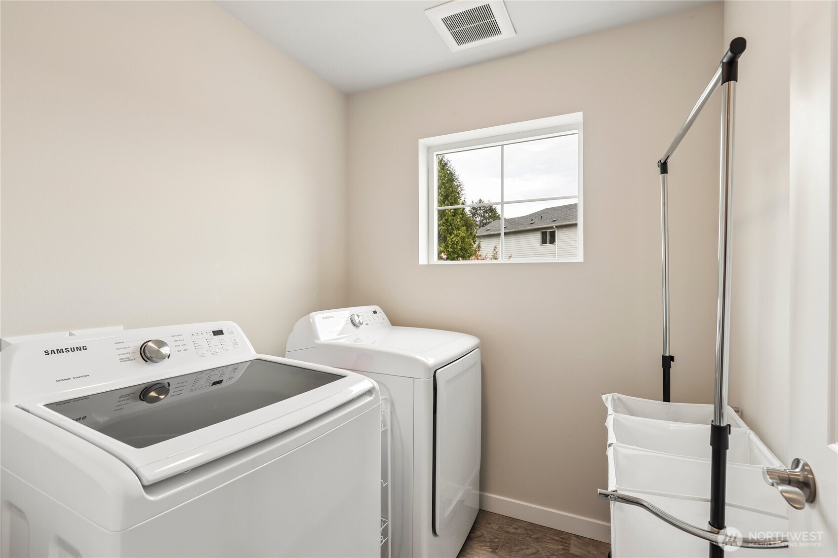 4979 Onalaska Loop SE, Port Orchard, WA 98367