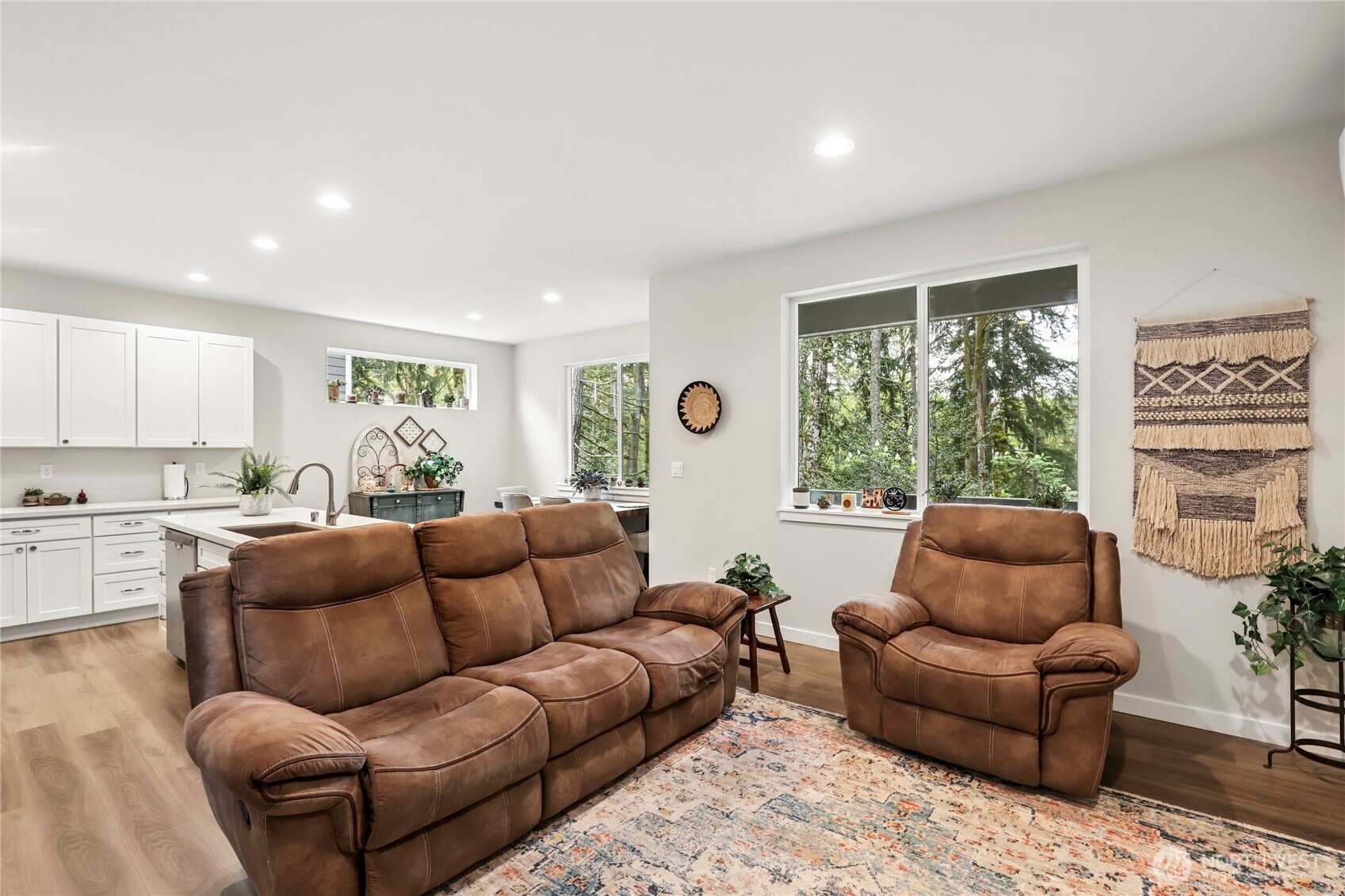 4979 Onalaska Loop SE, Port Orchard, WA 98367