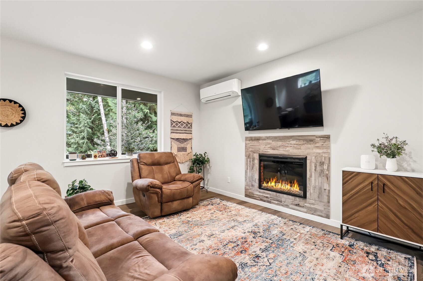 4979 Onalaska Loop SE, Port Orchard, WA 98367