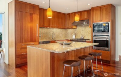 10700 NE 4th Street #2412, Bellevue, WA 98004 - Photo 13