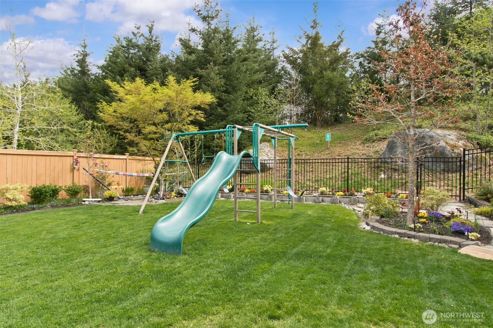 8926 Weiting Avenue SE, Snoqualmie, WA 98065