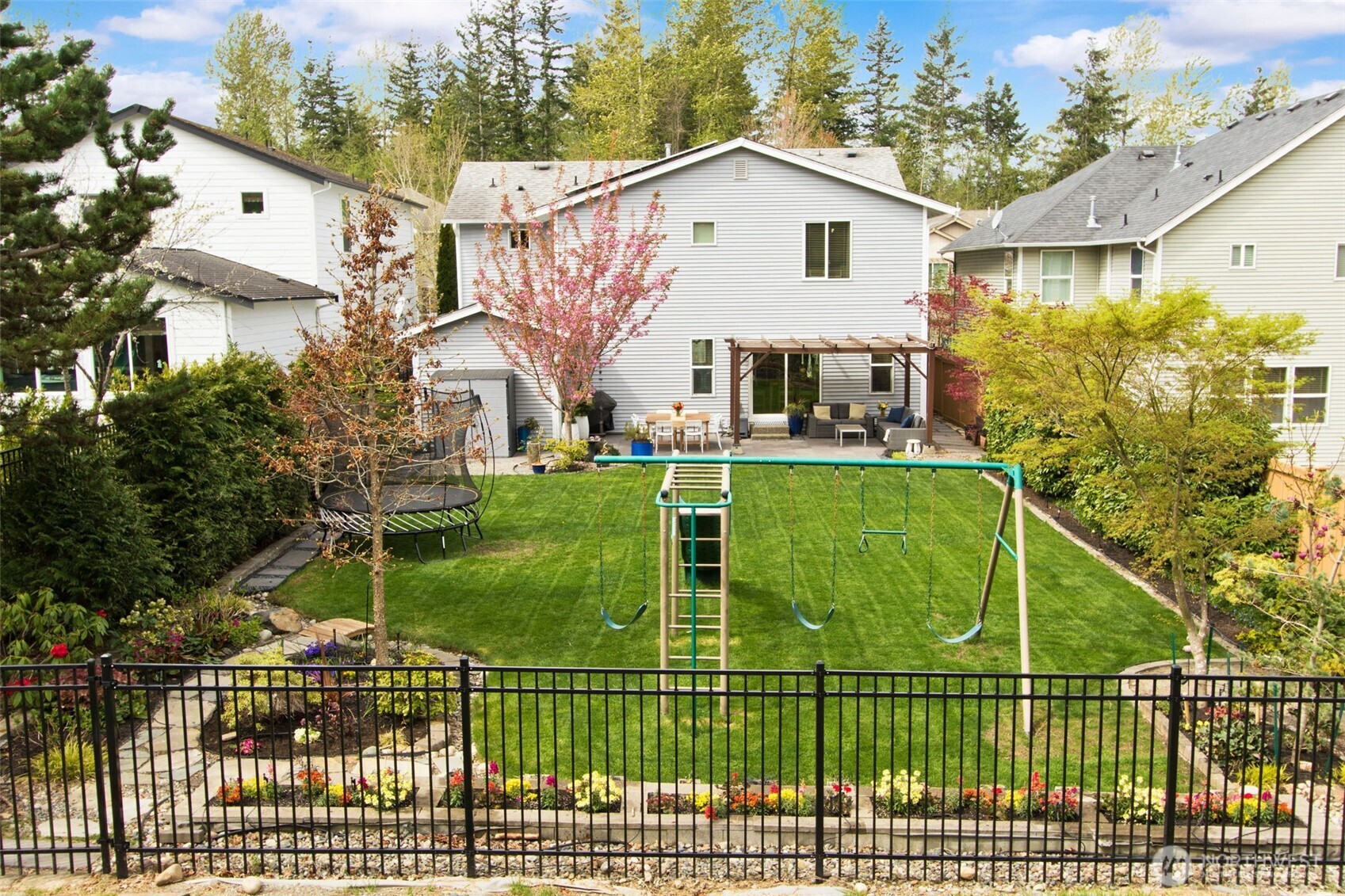 8926 Weiting Avenue SE, Snoqualmie, WA 98065