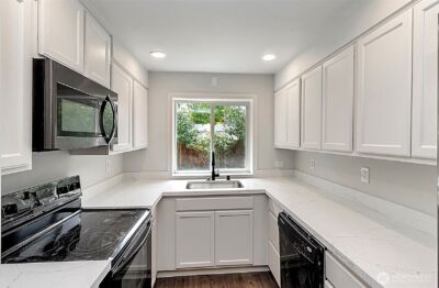 2325 Cherry Road #B, Lake Stevens, WA 98258 - Photo 7