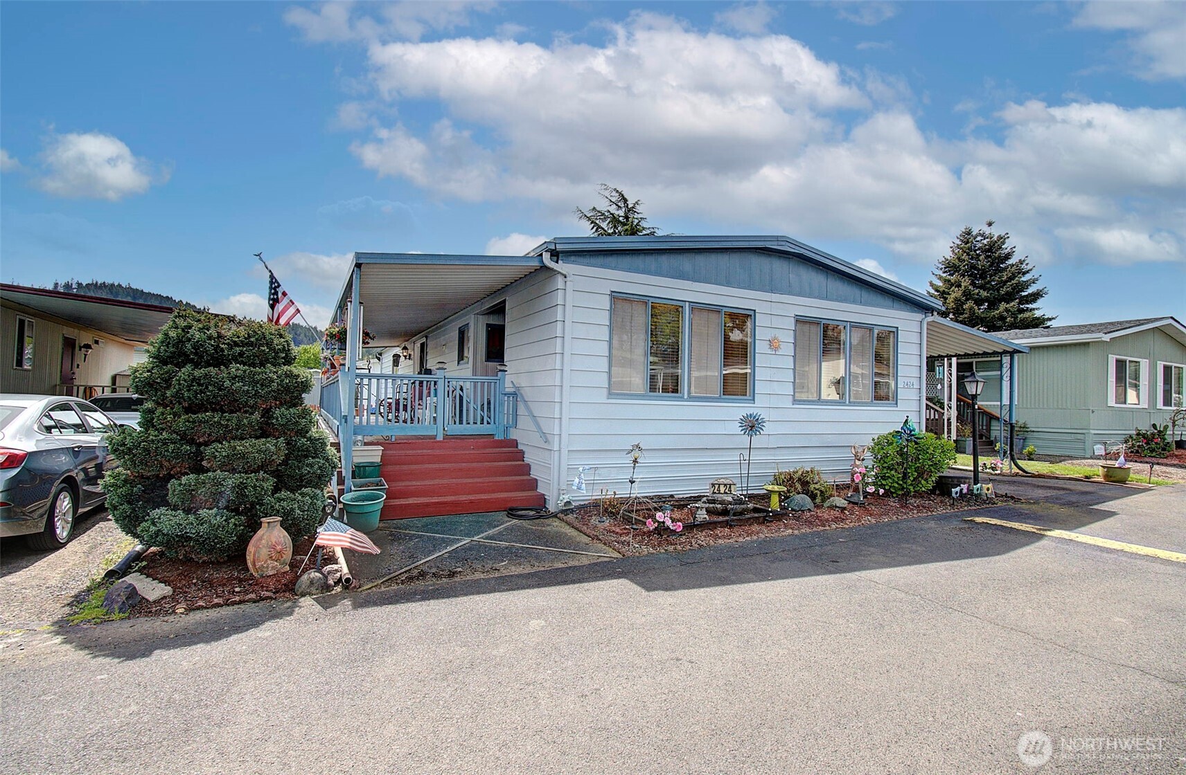2424 Nightingale Lane , Kelso, WA 98626