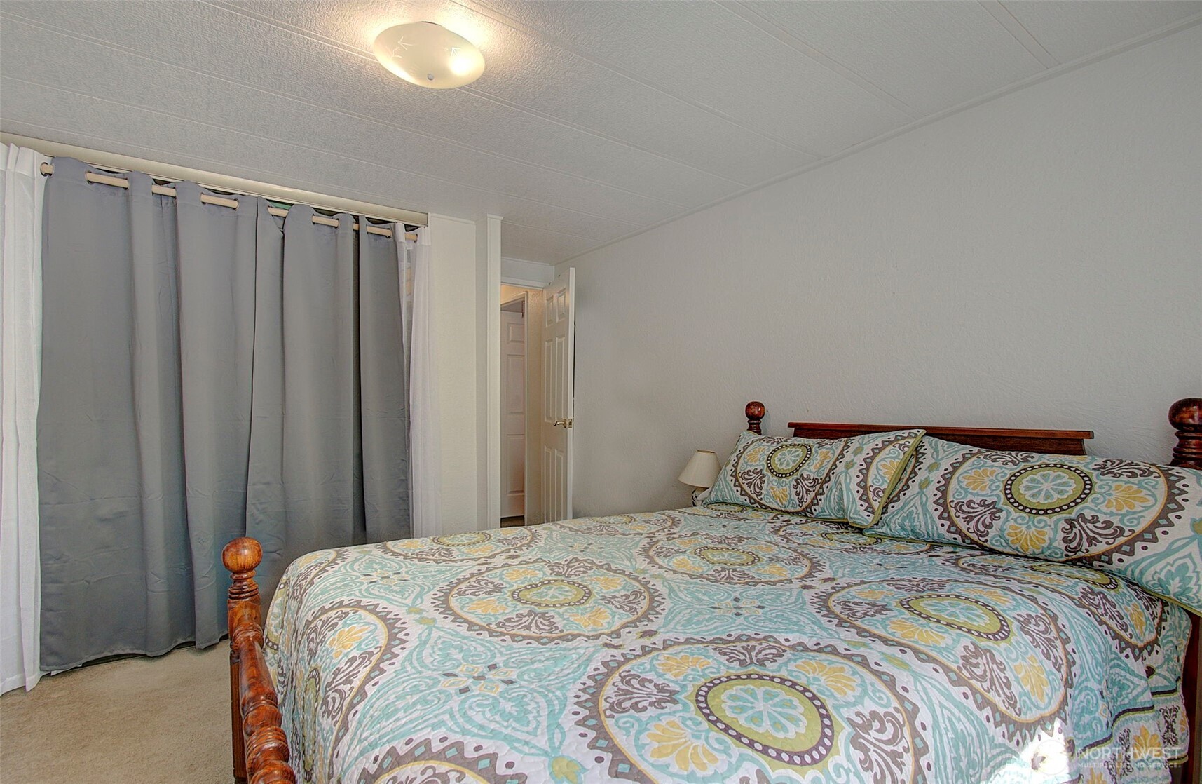 2424 Nightingale Lane , Kelso, WA 98626