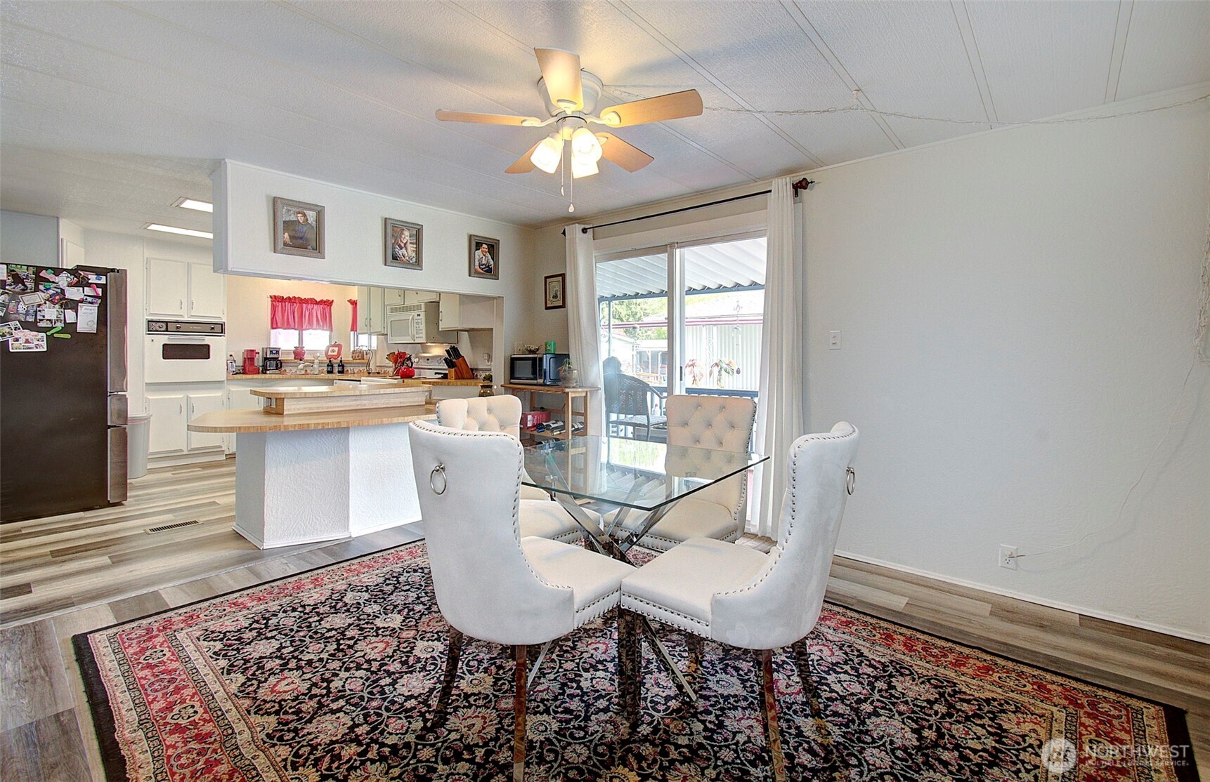 2424 Nightingale Lane , Kelso, WA 98626
