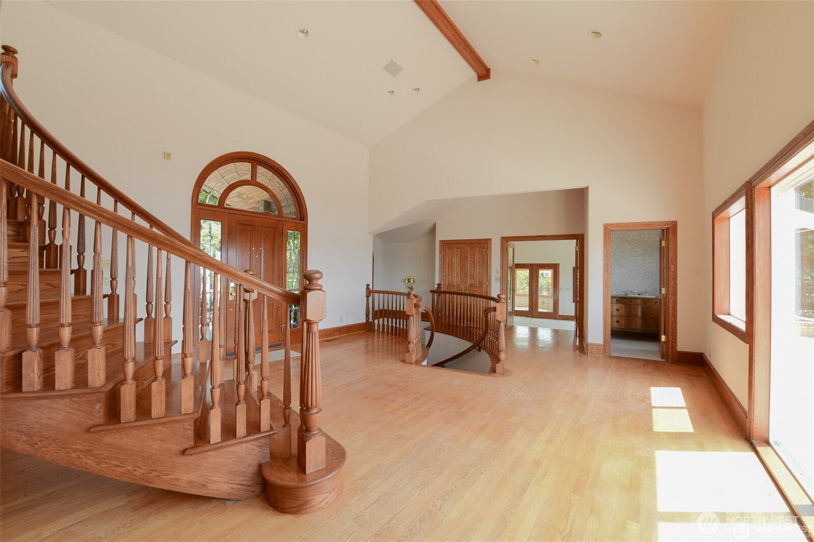 3220 Loma Court NE, Tacoma, WA 98422