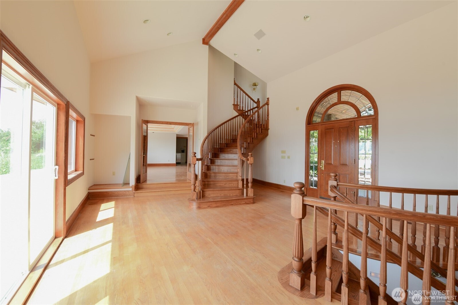 3220 Loma Court NE, Tacoma, WA 98422