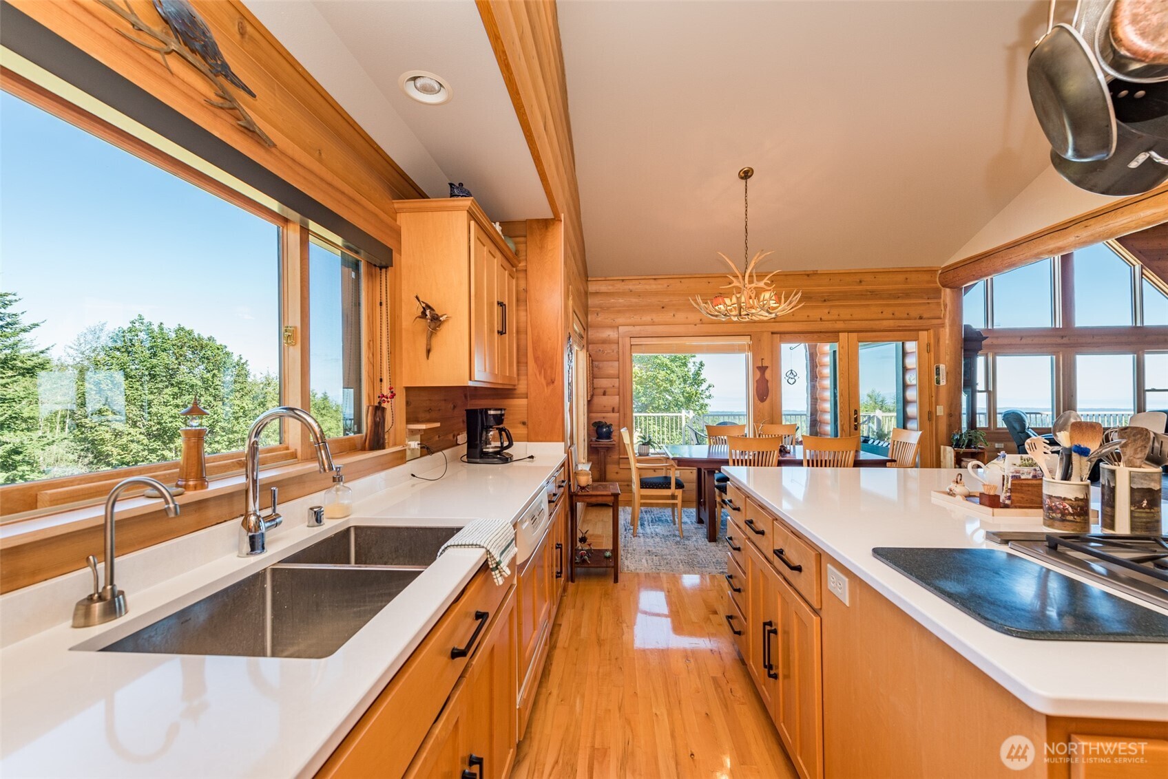 279 Ocean View Dr , Port Angeles, WA 98362