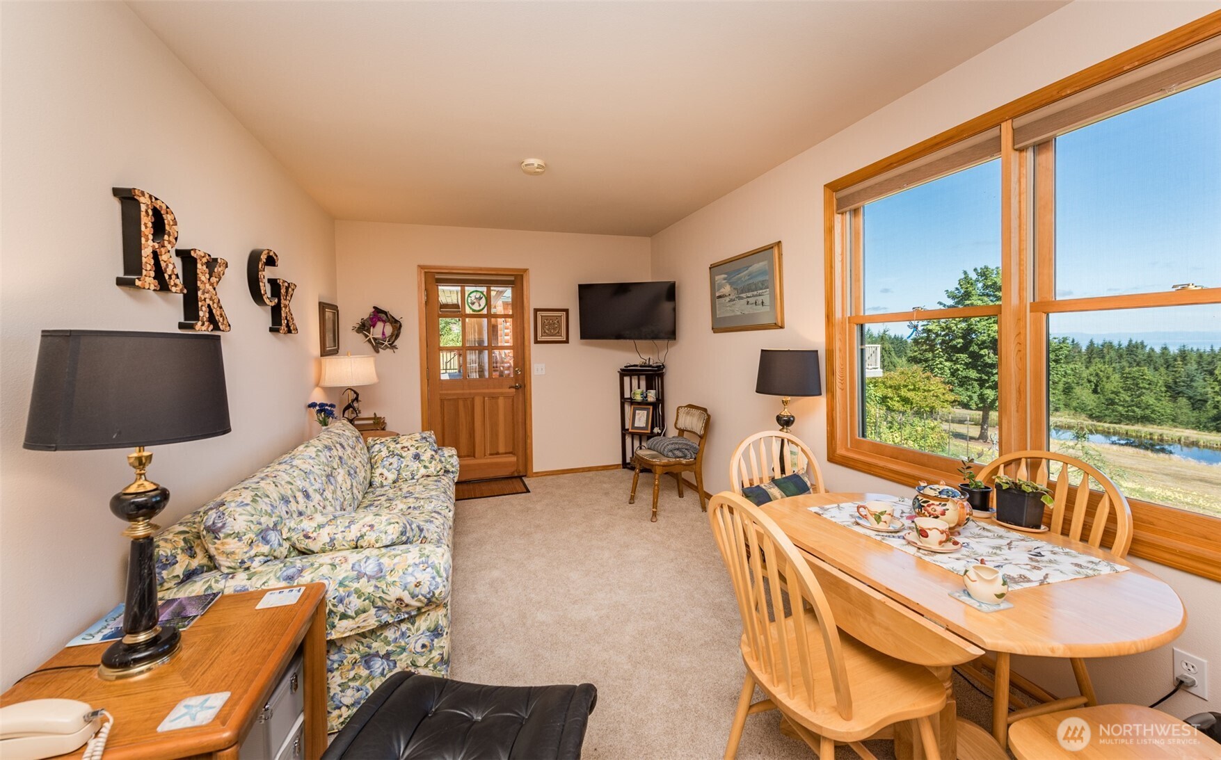 279 Ocean View Dr , Port Angeles, WA 98362