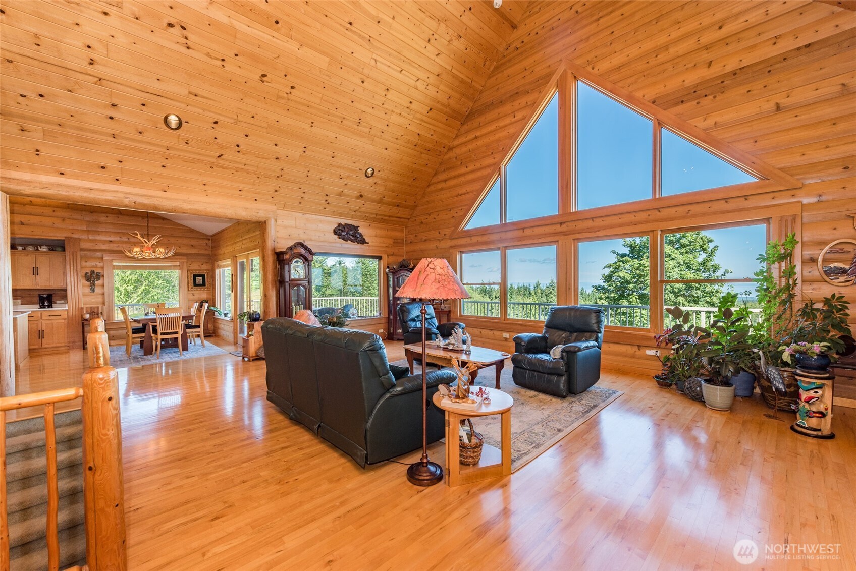 279 Ocean View Dr , Port Angeles, WA 98362