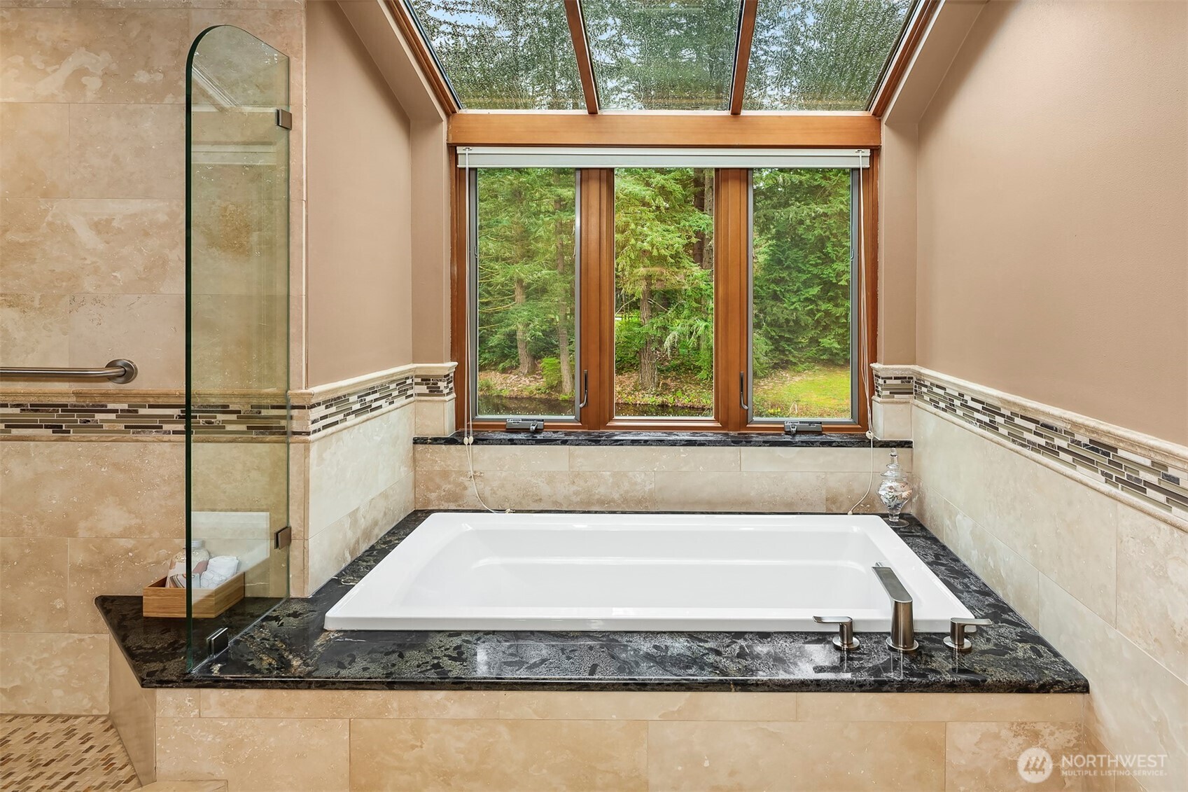 9607 208th Avenue NE, Redmond, WA 98053-5215