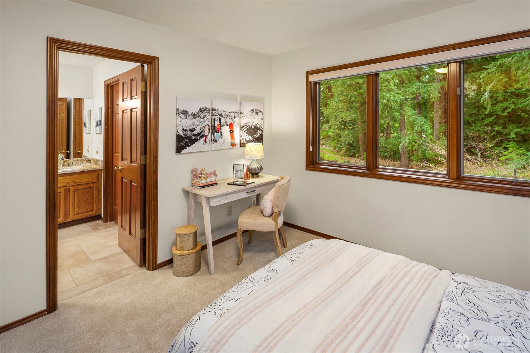 9607 208th Avenue NE, Redmond, WA 98053-5215
