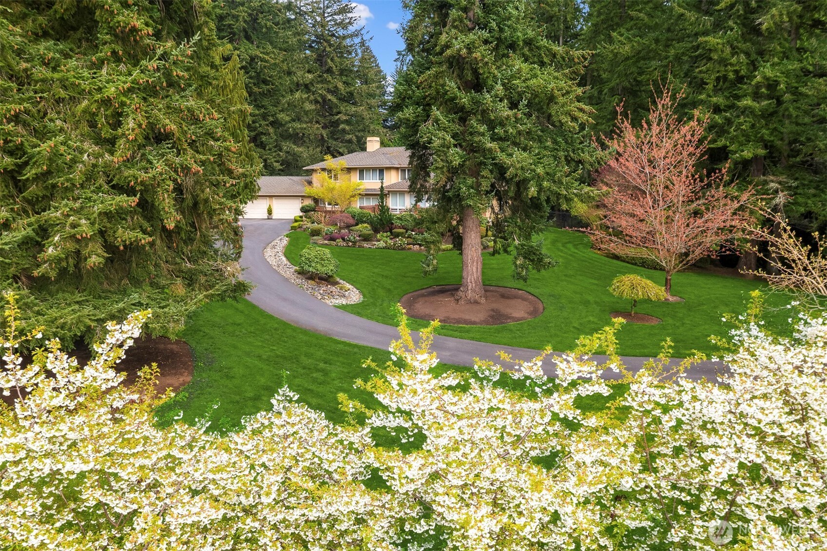 9607 208th Avenue NE, Redmond, WA 98053-5215
